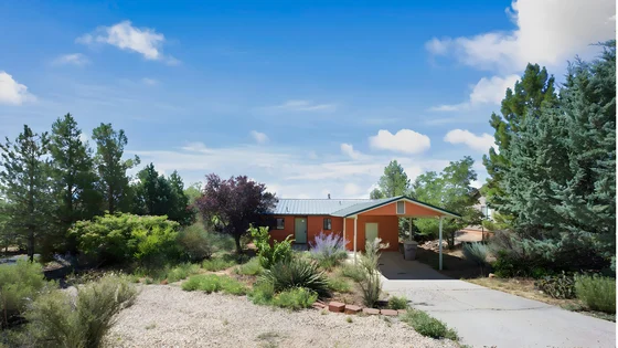 Cover photos - Image 4